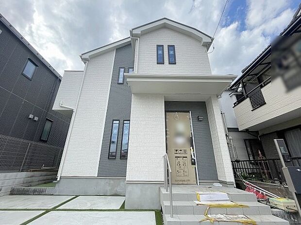 建物が完成しましたので室内のご見学予約スタート。当日のご見学予約も大歓迎です。お気軽にご連絡ください。他にもインターネットに掲載していない情報も沢山ありますので、比較で併せてご見学ができます。 