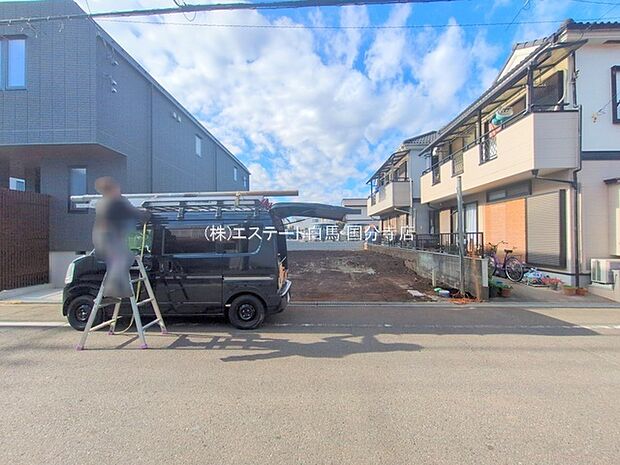 周辺のエリアで他にも沢山売りに出ている物件があります。インターネット掲載前の情報などもありますのでお気軽にお問合せください。まとめてご見学できます。 