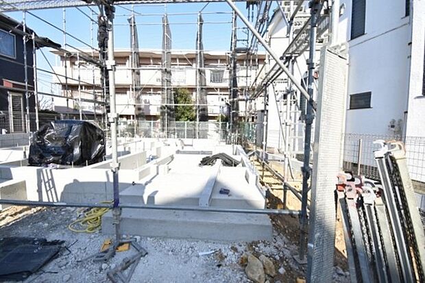 周辺のエリアで他にも沢山売りに出ている物件があります。インターネット掲載前の情報などもありますのでお気軽にお問合せください。まとめてご見学できます。 