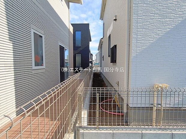 現地のご見学予約もスタートしました。周辺で売りに出ている物件も沢山御座います。まとめてご見学ができますのでお気軽にお申しつけください。