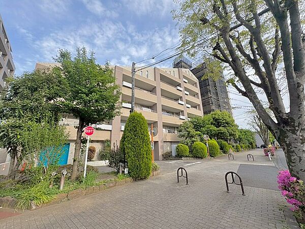 detached 東京都国分寺市本町４丁目19-10　ビッググラッド国分寺1階