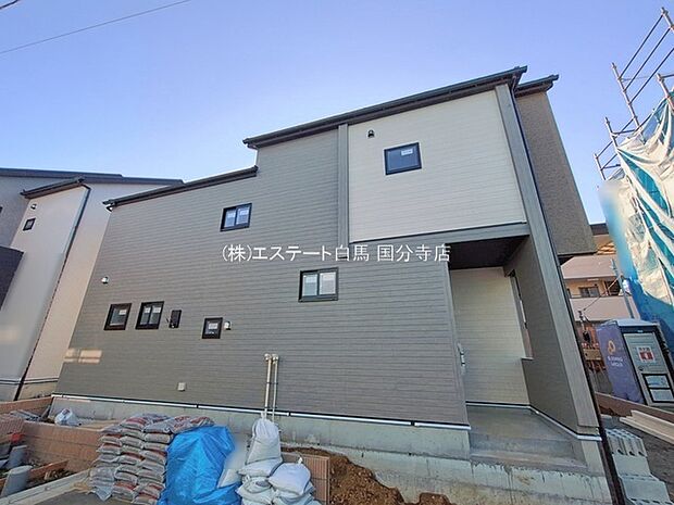 現地のご見学予約もスタートしました。周辺で売りに出ている物件も沢山御座います。まとめてご見学ができますのでお気軽にお申しつけください。 