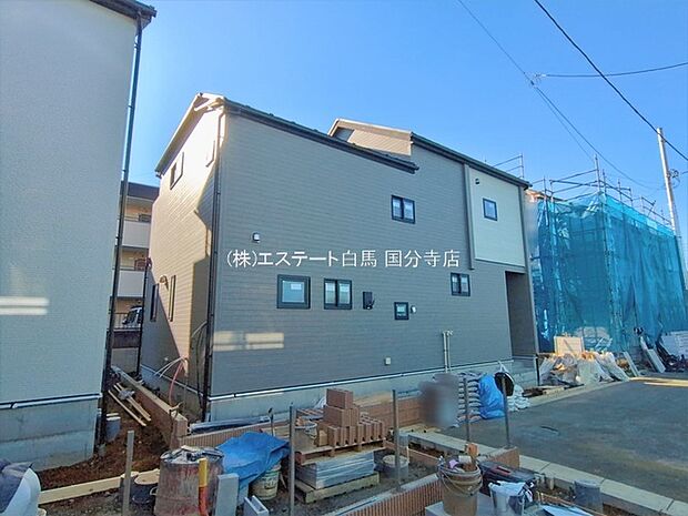 周辺のエリアで他にも沢山売りに出ている物件があります。インターネット掲載前の情報などもありますのでお気軽にお問合せください。まとめてご見学できます。 