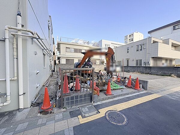 周辺のエリアで他にも沢山売りに出ている物件があります。インターネット掲載前の情報などもありますのでお気軽にお問合せください。まとめてご見学できます。