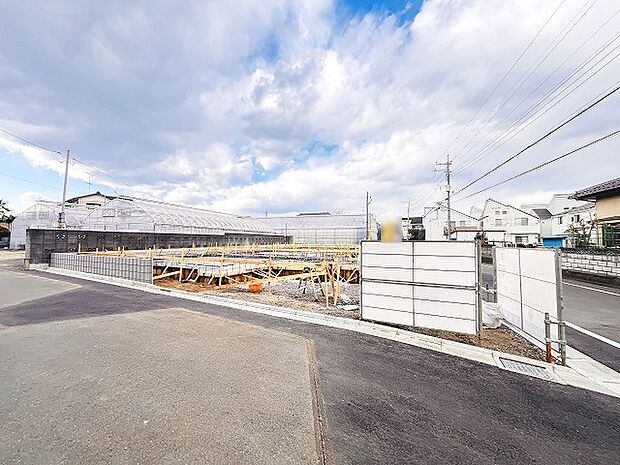 周辺のエリアで他にも沢山売りに出ている物件があります。インターネット掲載前の情報などもありますのでお気軽にお問合せください。まとめてご見学できます。