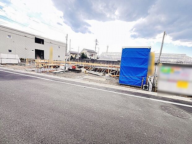 周辺のエリアで他にも沢山売りに出ている物件があります。インターネット掲載前の情報などもありますのでお気軽にお問合せください。まとめてご見学できます。 