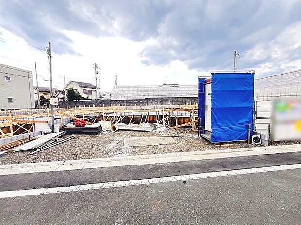 周辺のエリアで他にも沢山売りに出ている物件があります。インターネット掲載前の情報などもありますのでお気軽にお問合せください。まとめてご見学できます。 