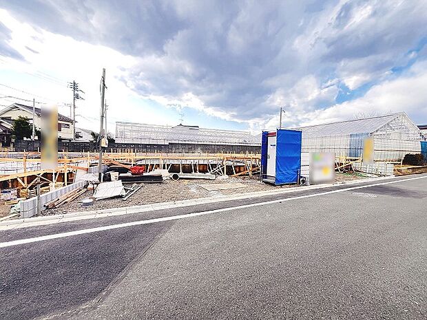 周辺のエリアで他にも沢山売りに出ている物件があります。インターネット掲載前の情報などもありますのでお気軽にお問合せください。まとめてご見学できます。 