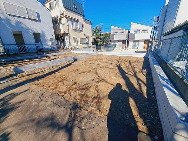 周辺のエリアで他にも沢山売りに出ている物件があります。インターネット掲載前の情報などもありますのでお気軽にお問合せください。まとめてご見学できます。 