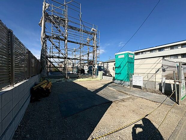 カースペースは2台分の広さです。