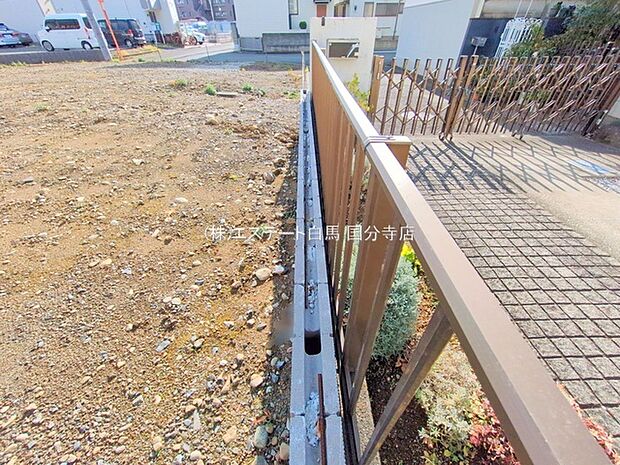 周辺のエリアで他にも沢山売りに出ている物件があります。インターネット掲載前の情報などもありますのでお気軽にお問合せください。まとめてご見学できます。 