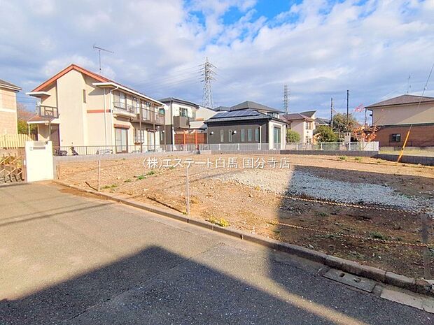 周辺のエリアで他にも沢山売りに出ている物件があります。インターネット掲載前の情報などもありますのでお気軽にお問合せください。まとめてご見学できます。 