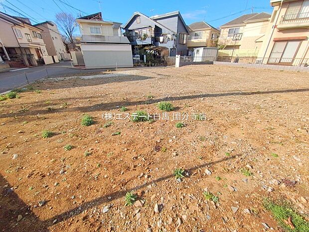 建物のモデルハウスのご見学予約もスタートしました。当日のご見学予約も大歓迎ですので、お気軽にお問合せください。