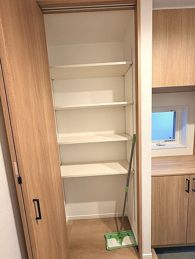 現地のご見学予約もスタートしました。周辺で売りに出ている物件も沢山御座います。まとめてご見学ができますのでお気軽にお申しつけください。 