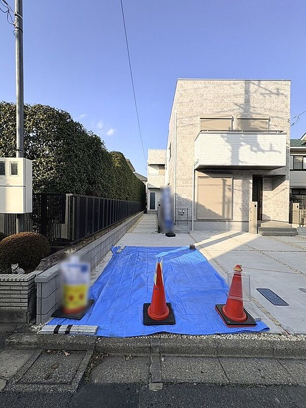 周辺のエリアで他にも沢山売りに出ている物件があります。インターネット掲載前の情報などもありますのでお気軽にお問合せください。まとめてご見学できます。 