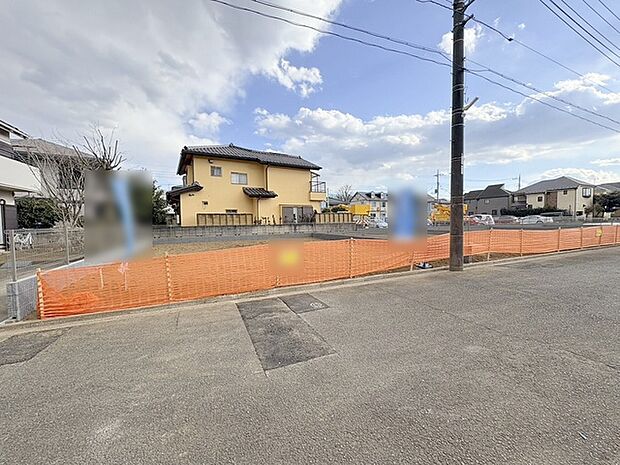 周辺のエリアで他にも沢山売りに出ている物件があります。インターネット掲載前の情報などもありますのでお気軽にお問合せください。まとめてご見学できます。