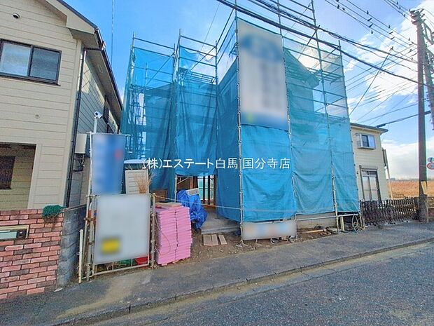 現在建物を建築中です、建築中の物件については現地確認の他、同施工会社の完成施工例のご案内、担当者のプレゼンテーションにてご検討ください。適切なご検討の方法をご説明させて頂きます。