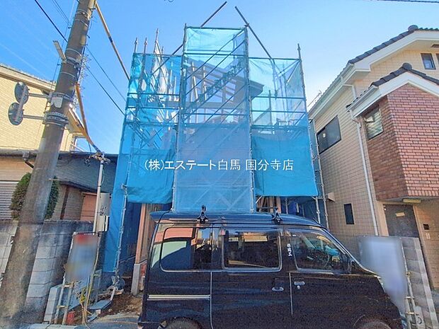 現在建物を建築中です、建築中の物件については現地確認の他、同施工会社の完成施工例のご案内、担当者のプレゼンテーションにてご検討ください。適切なご検討の方法をご説明させて頂きます。