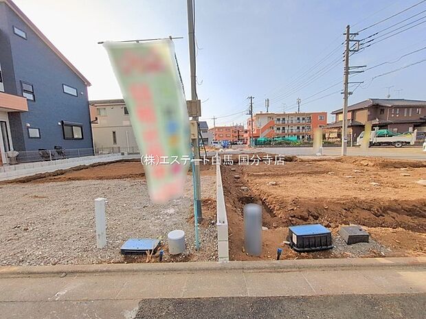 現地のご見学予約もスタートしました。周辺で売りに出ている物件も沢山御座います。まとめてご見学ができますのでお気軽にお申しつけください。