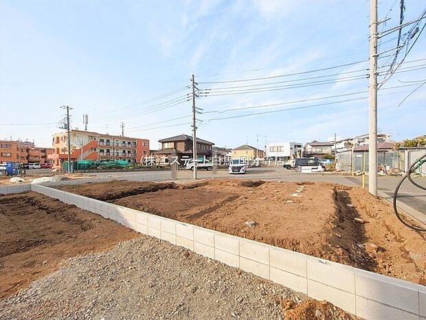 現地のご見学予約もスタートしました。周辺で売りに出ている物件も沢山御座います。まとめてご見学ができますのでお気軽にお申しつけください。 