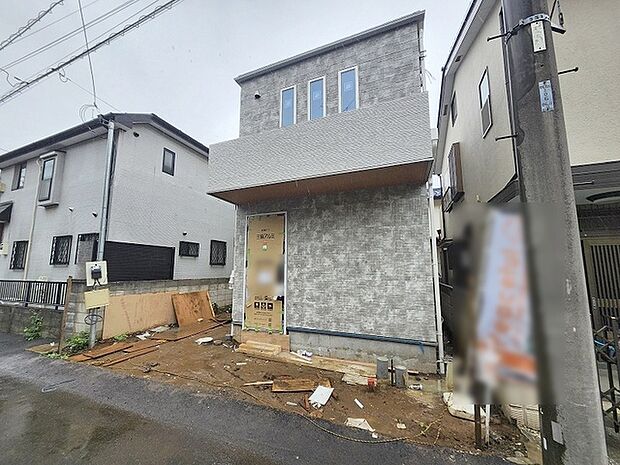 現地のご見学予約もスタートしました。周辺で売りに出ている物件も沢山御座います。まとめてご見学ができますのでお気軽にお申しつけください。