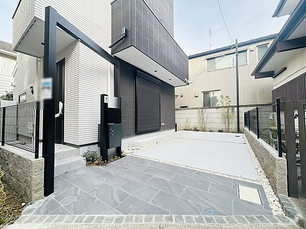 周辺のエリアで他にも沢山売りに出ている物件があります。インターネット掲載前の情報などもありますのでお気軽にお問合せください。まとめてご見学できます。