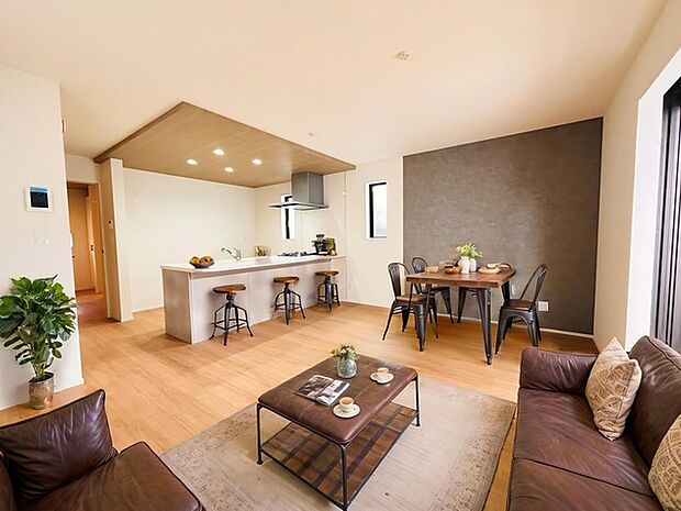 本画像はCGで作成しており、実際に現地に家具は置かれておりません。また、価格に家具は含まれておりません。 