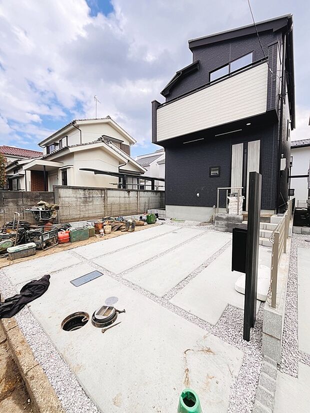 周辺のエリアで他にも沢山売りに出ている物件があります。インターネット掲載前の情報などもありますのでお気軽にお問合せください。まとめてご見学できます。 