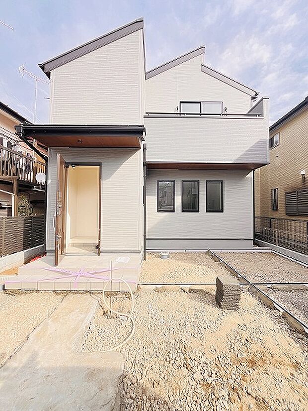 建物が完成しましたので室内のご見学予約スタート。当日のご見学予約も大歓迎です。お気軽にご連絡ください。他にもインターネットに掲載していない情報も沢山ありますので、比較で併せてご見学ができます。 