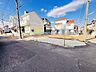 外観：建築条件なしの敷地。弊社グループ「白馬建設」にて建物プランをご提案できます。実際の陽当たりやサイズ感を現地でお確かめください。  