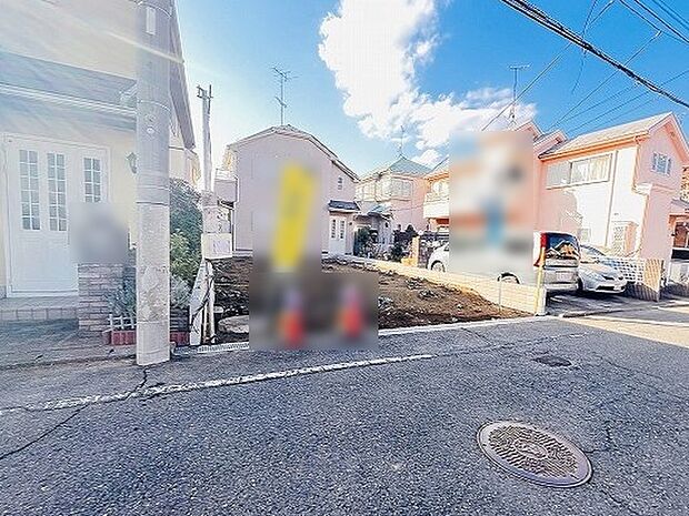 周辺のエリアで他にも沢山売りに出ている物件があります。インターネット掲載前の情報などもありますのでお気軽にお問合せください。まとめてご見学できます。 