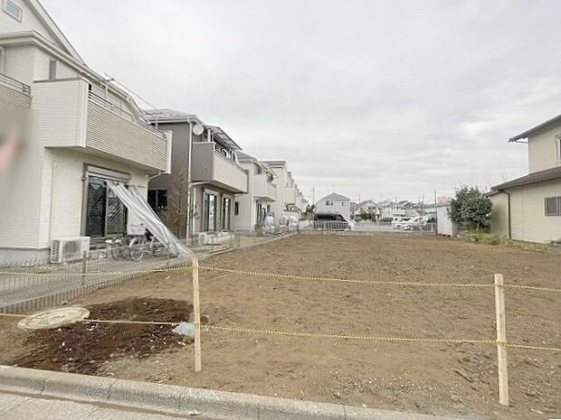 現地のご見学予約もスタートしました。周辺で売りに出ている物件も沢山御座います。まとめてご見学ができますのでお気軽にお申しつけください。