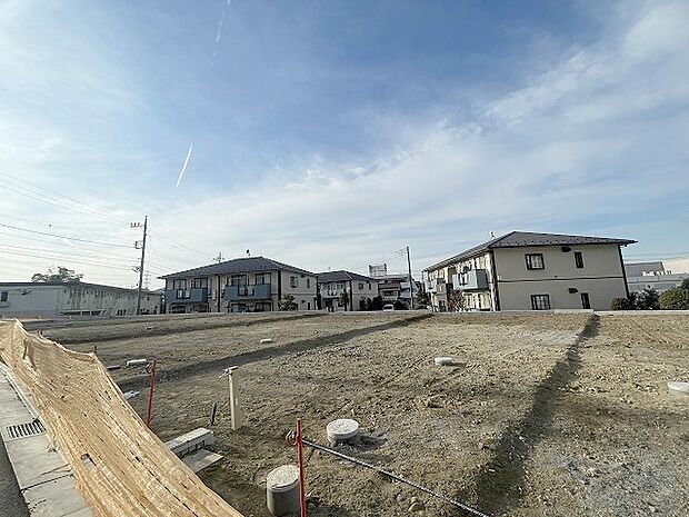 現在建物を建築中です、建築中の物件については現地確認の他、同施工会社の完成施工例のご案内、担当者のプレゼンテーションにてご検討ください。適切なご検討の方法をご説明させて頂きます。