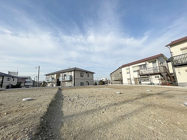 周辺のエリアで他にも沢山売りに出ている物件があります。インターネット掲載前の情報などもありますのでお気軽にお問合せください。まとめてご見学できます。