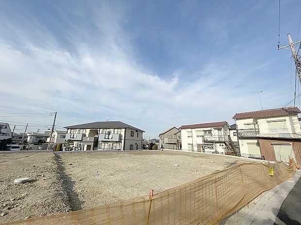 周辺のエリアで他にも沢山売りに出ている物件があります。インターネット掲載前の情報などもありますのでお気軽にお問合せください。まとめてご見学できます。 