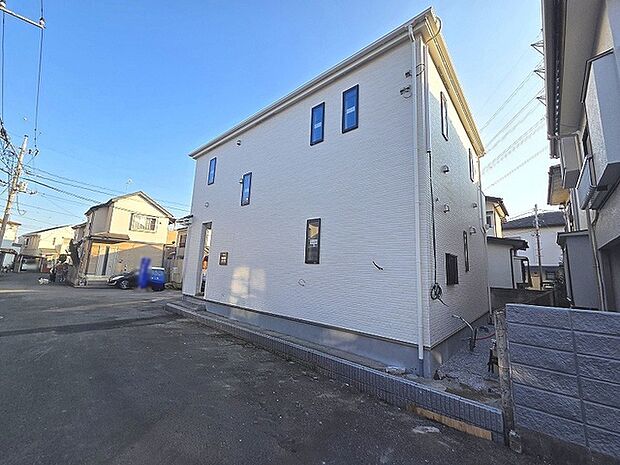 現地のご見学予約もスタートしました。周辺で売りに出ている物件も沢山御座います。まとめてご見学ができますのでお気軽にお申しつけください。