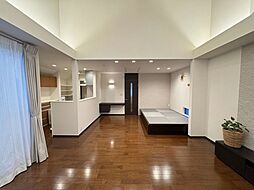 注文建築で建てられた太陽光パネル搭載「関前の家」