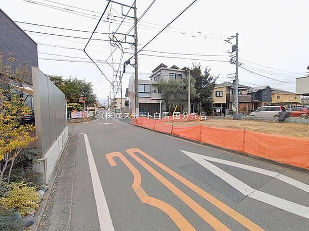 周辺のエリアで他にも沢山売りに出ている物件があります。インターネット掲載前の情報などもありますのでお気軽にお問合せください。まとめてご見学できます。 