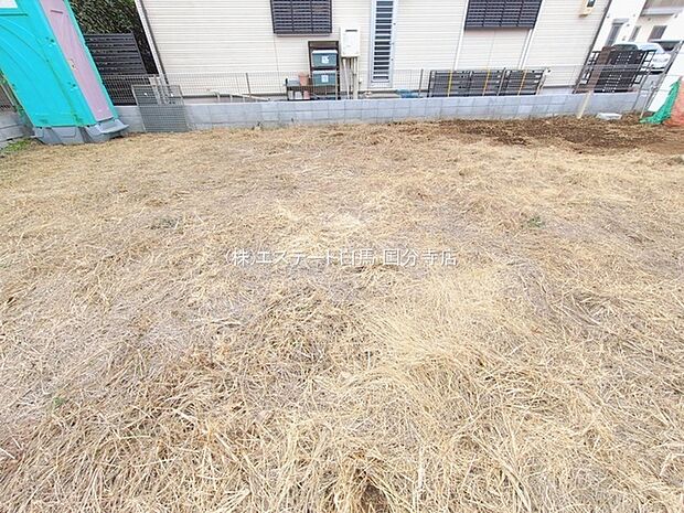 周辺のエリアで他にも沢山売りに出ている物件があります。インターネット掲載前の情報などもありますのでお気軽にお問合せください。まとめてご見学できます。 