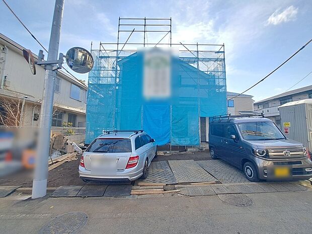 現在建物を建築中です、建築中の物件については現地確認の他、同施工会社の完成施工例のご案内、担当者のプレゼンテーションにてご検討ください。適切なご検討の方法をご説明させて頂きます。 