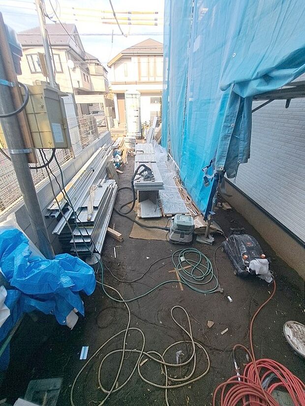 周辺のエリアで他にも沢山売りに出ている物件があります。インターネット掲載前の情報などもありますのでお気軽にお問合せください。まとめてご見学できます。