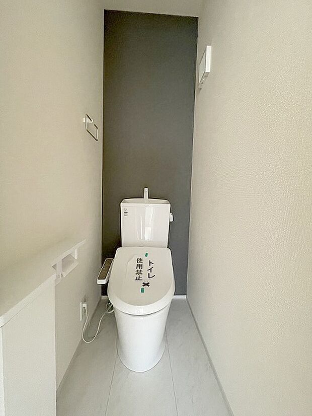 トイレにはウォシュレット機能を標準装備。