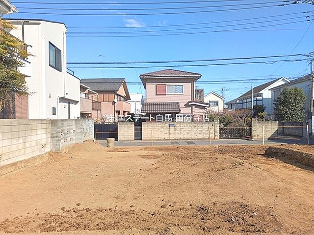 現地のご見学予約もスタートしました。周辺で売りに出ている物件も沢山御座います。まとめてご見学ができますのでお気軽にお申しつけください。