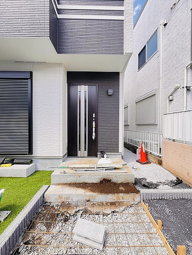 現地のご見学予約もスタートしました。周辺で売りに出ている物件も沢山御座います。まとめてご見学ができますのでお気軽にお申しつけください。 