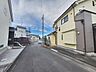 外観：安心して暮らすことのできる住宅街。　住宅地の道路は一般に交通量が少なく車などの騒音が少ないため、住民にとって静かな生活環境が提供されます。 