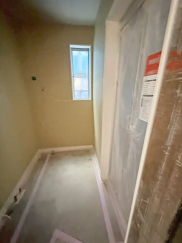 使いやすいタイプの洗面化粧台のあるランドリースペース