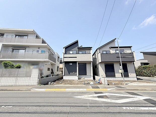 現地のご見学予約もスタートしました。周辺で売りに出ている物件も沢山御座います。まとめてご見学ができますのでお気軽にお申しつけください。