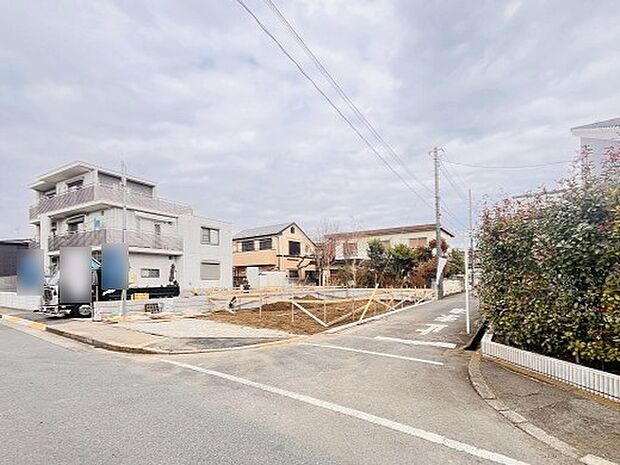 周辺のエリアで他にも沢山売りに出ている物件があります。インターネット掲載前の情報などもありますのでお気軽にお問合せください。まとめてご見学できます。