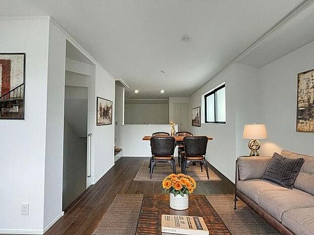 本画像はCGで作成しており、実際に現地に家具は置かれておりません。また、価格に家具は含まれておりません。