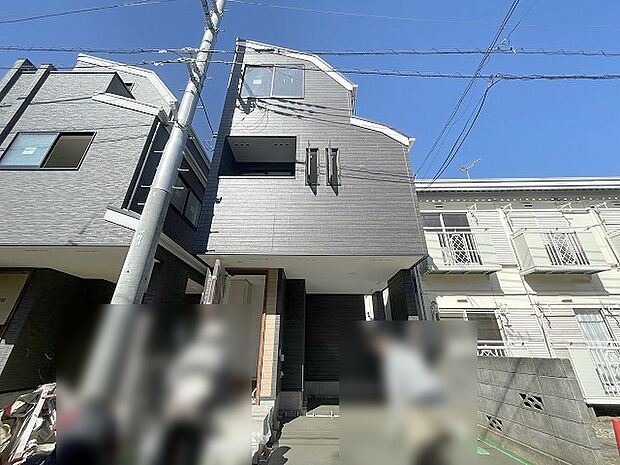 現地のご見学予約もスタートしました。周辺で売りに出ている物件も沢山御座います。まとめてご見学ができますのでお気軽にお申しつけください。